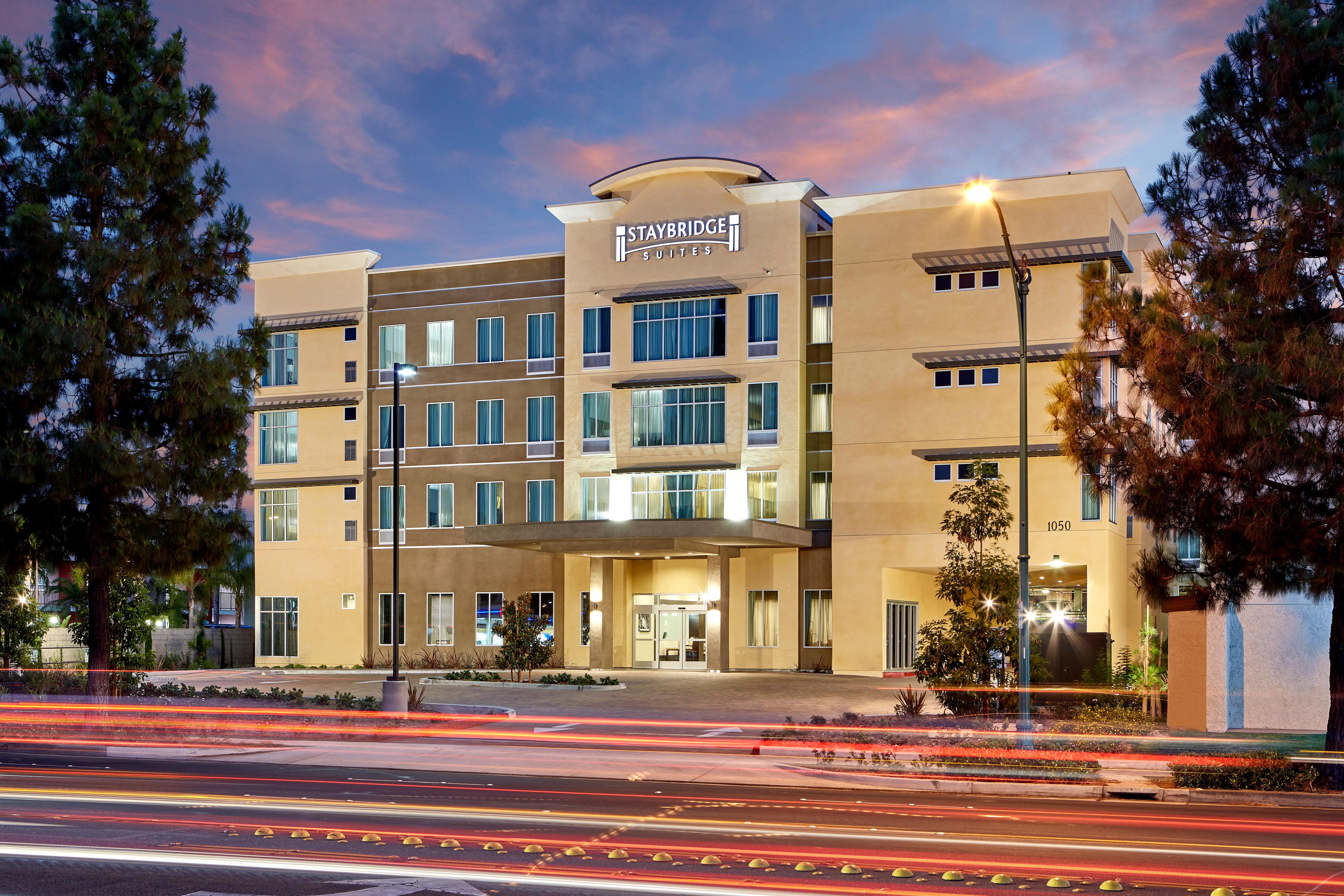 Staybridge Suites Anaheim At The Park By Ihg Exterior foto